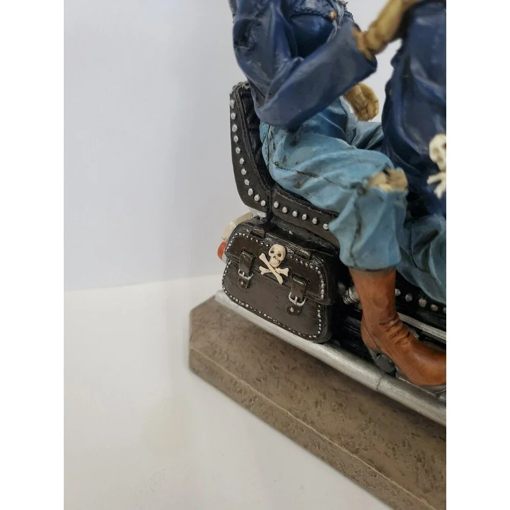 Figurine-Skull Lovers Riding Motorcycle By Studio Collection/Pacific/Resin/5058 - Picture 16 of 16